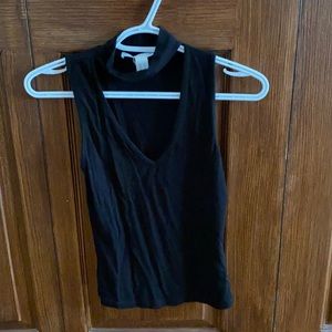 Black Tank Top With Choker